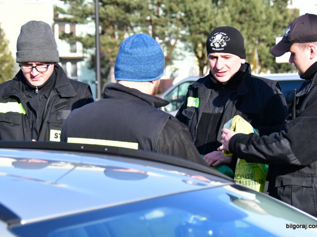 Sprzątanie Biłgoraja. Mieszkańcy woluntarystycznie wzięli się do działania (FOTO)