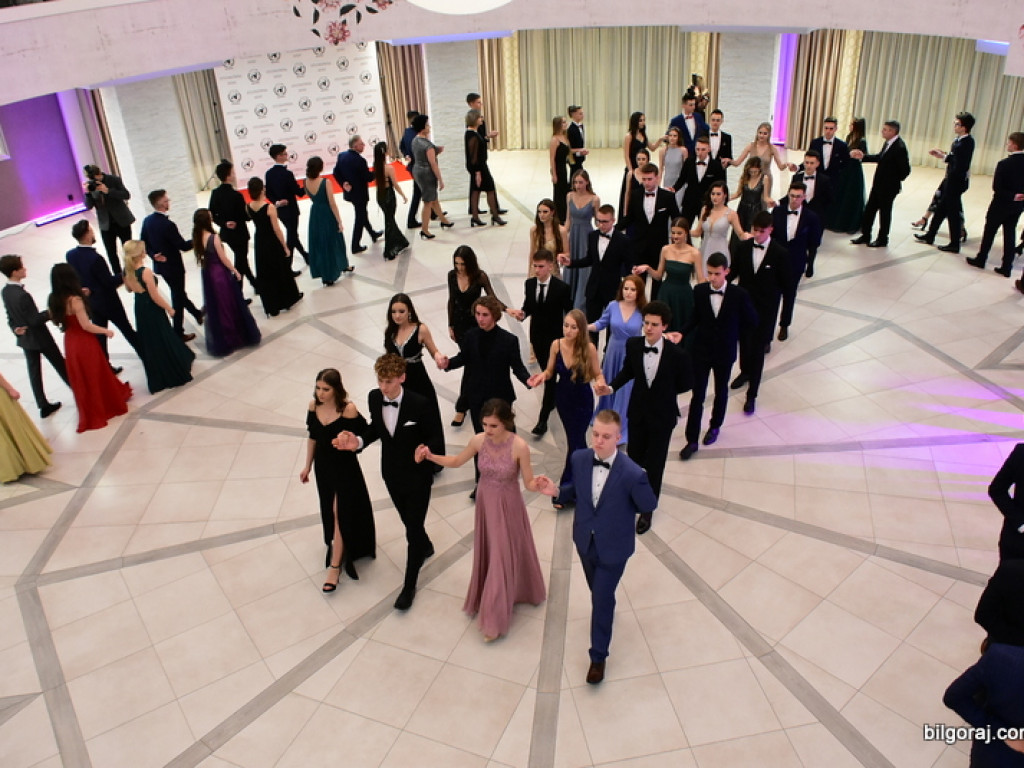 Studniówka I LO im. ONZ (FOTO, VIDEO)