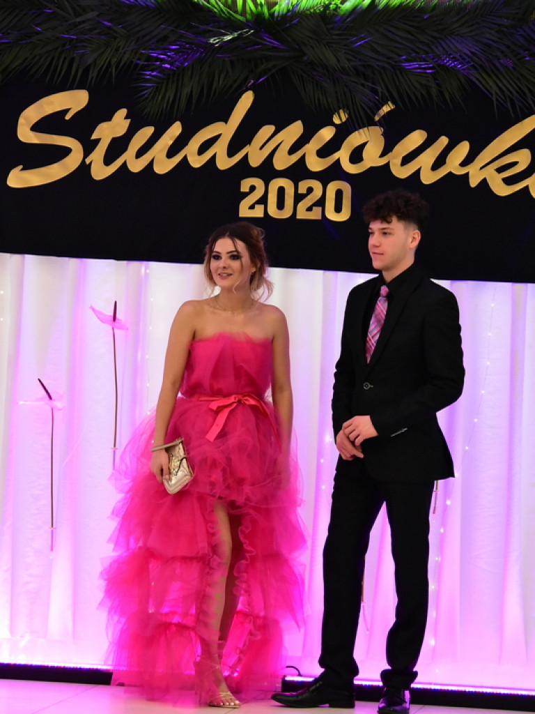 Studniówka I LO im. ONZ (FOTO, VIDEO)