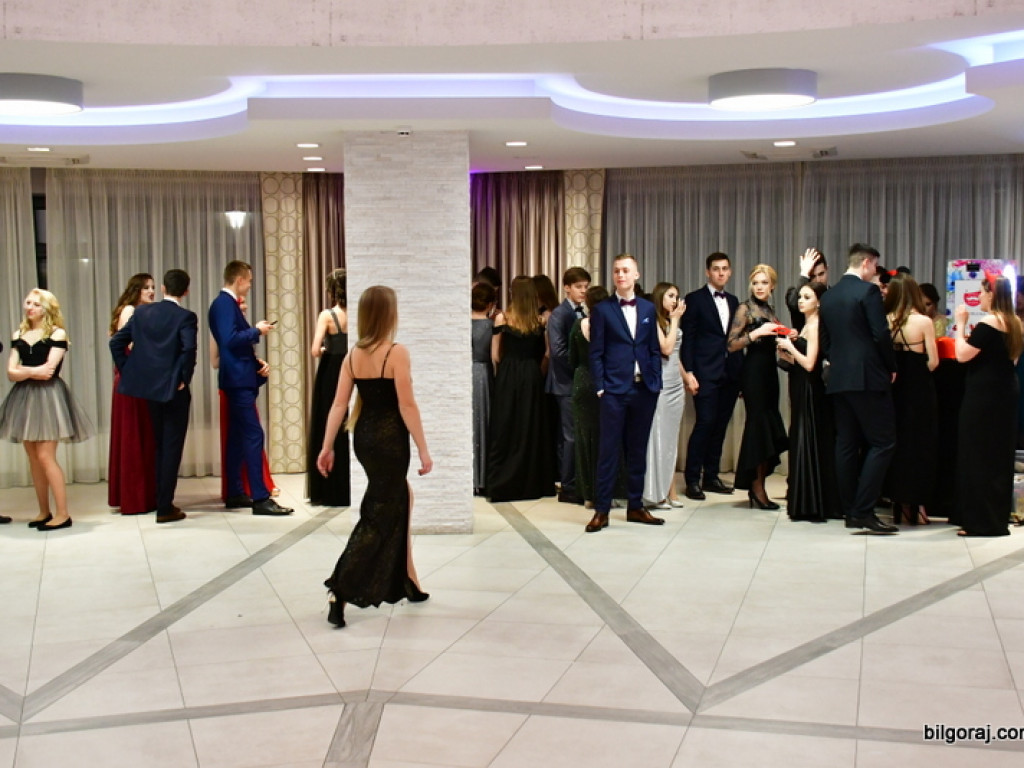 Studniówka I LO im. ONZ (FOTO, VIDEO)