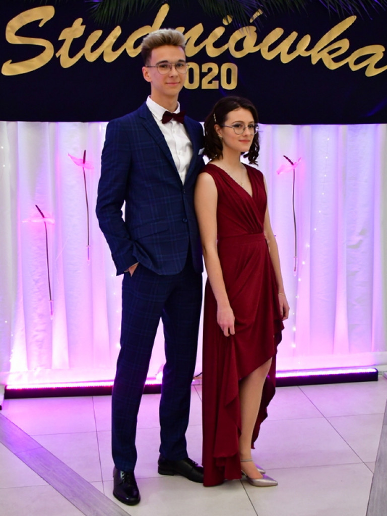 Studniówka I LO im. ONZ (FOTO, VIDEO)