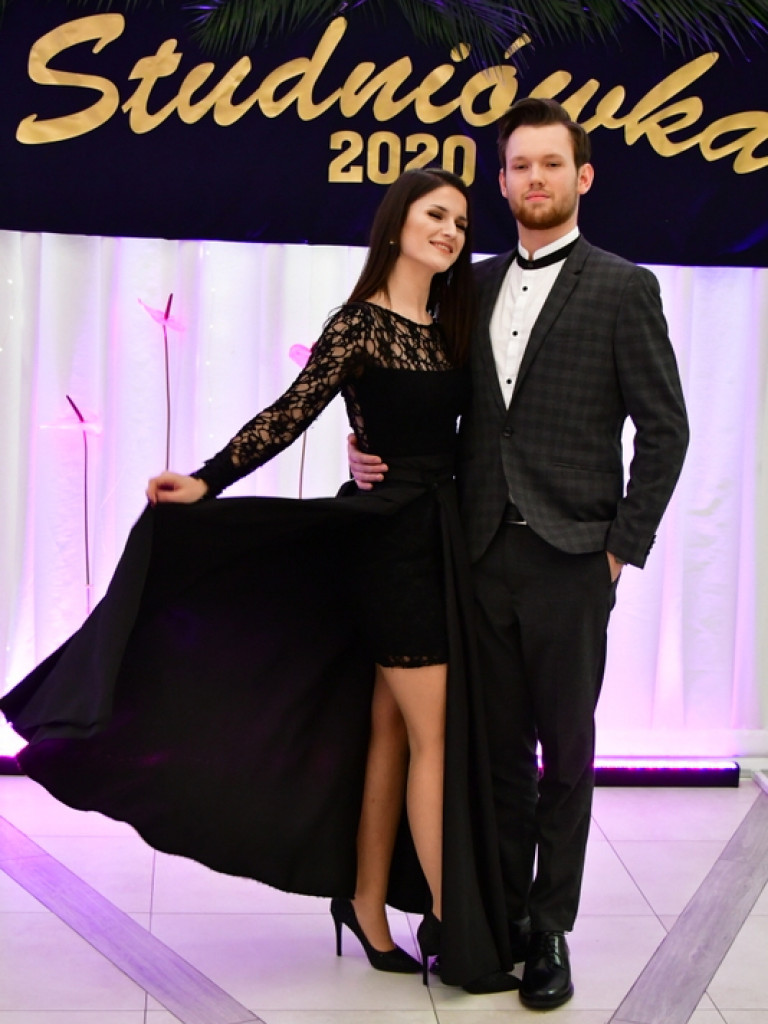 Studniówka I LO im. ONZ (FOTO, VIDEO)