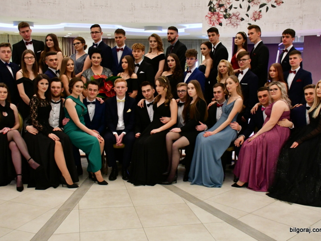 Studniówka I LO im. ONZ (FOTO, VIDEO)
