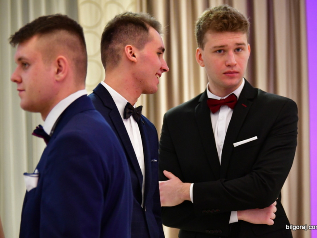 Studniówka I LO im. ONZ (FOTO, VIDEO)