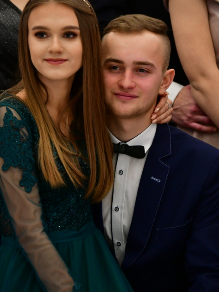 Studniówka I LO im. ONZ (FOTO, VIDEO)