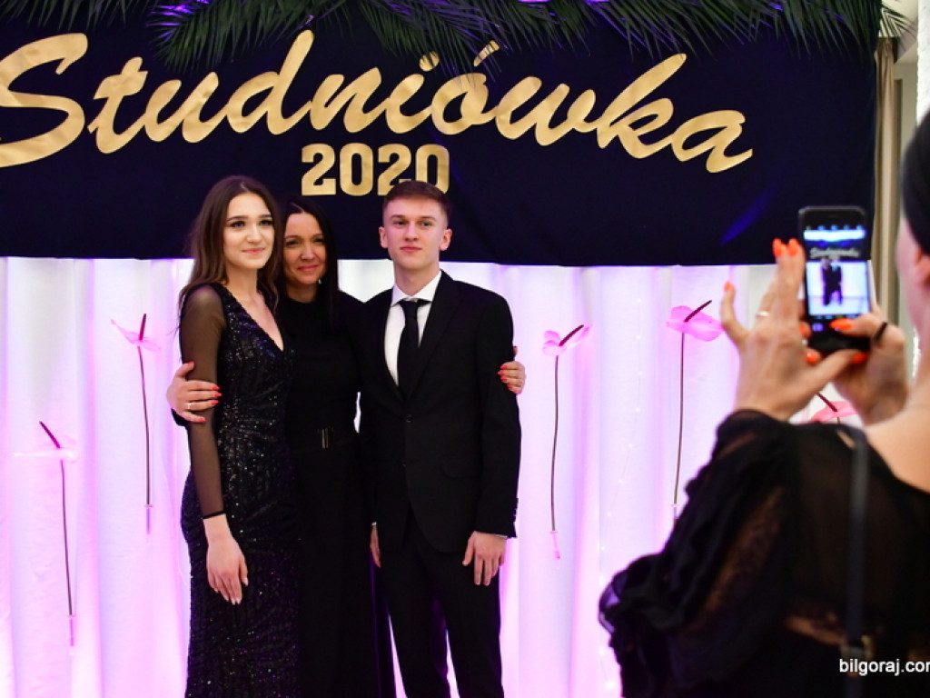 Studniówka I LO im. ONZ (FOTO, VIDEO)