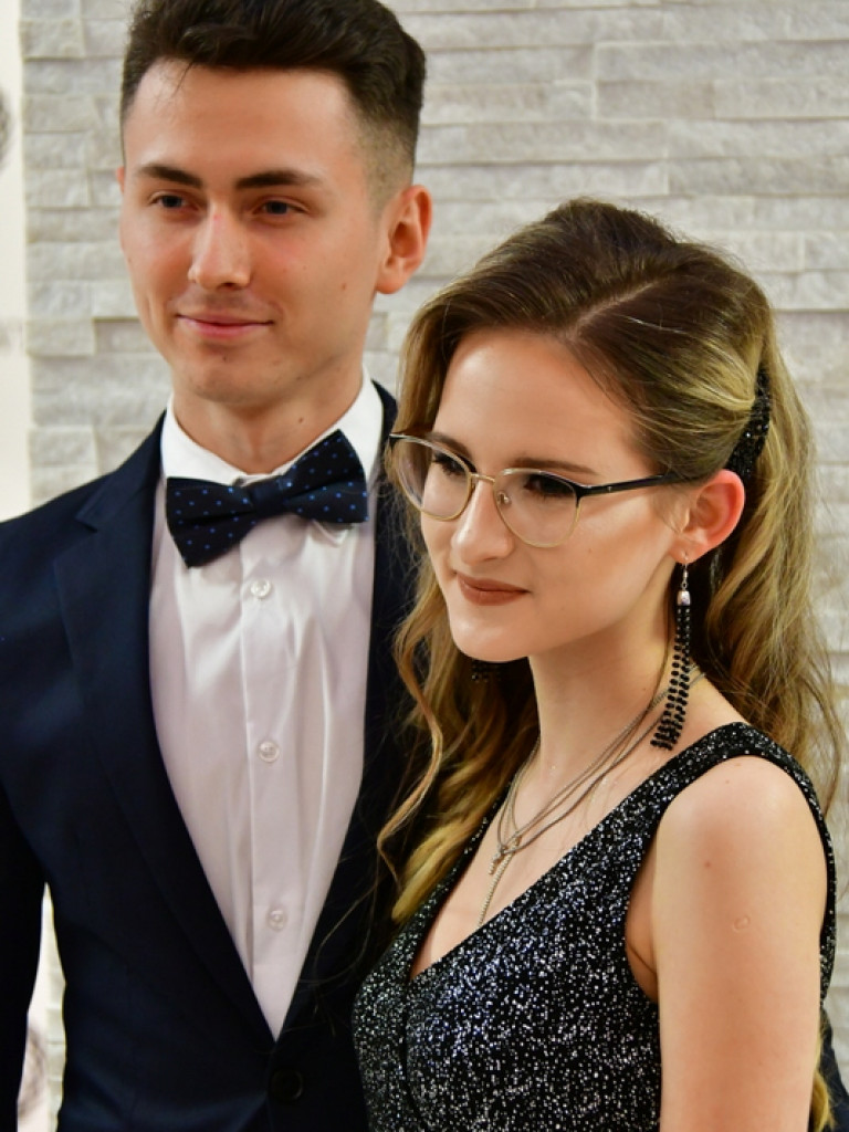 Studniówka I LO im. ONZ (FOTO, VIDEO)
