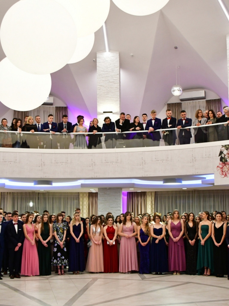 Studniówka I LO im. ONZ (FOTO, VIDEO)