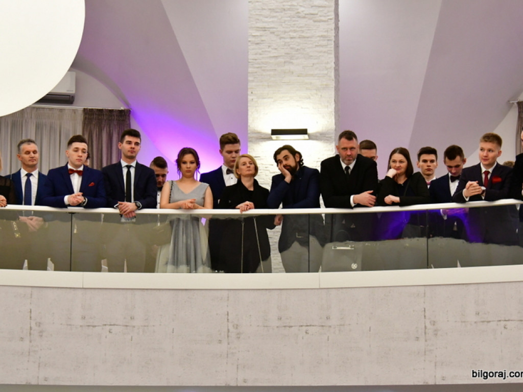 Studniówka I LO im. ONZ (FOTO, VIDEO)