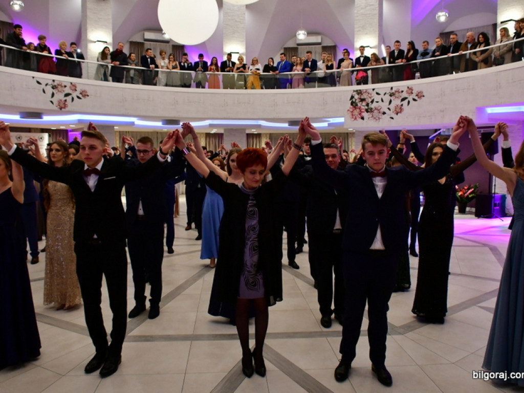 Studniówka I LO im. ONZ (FOTO, VIDEO)