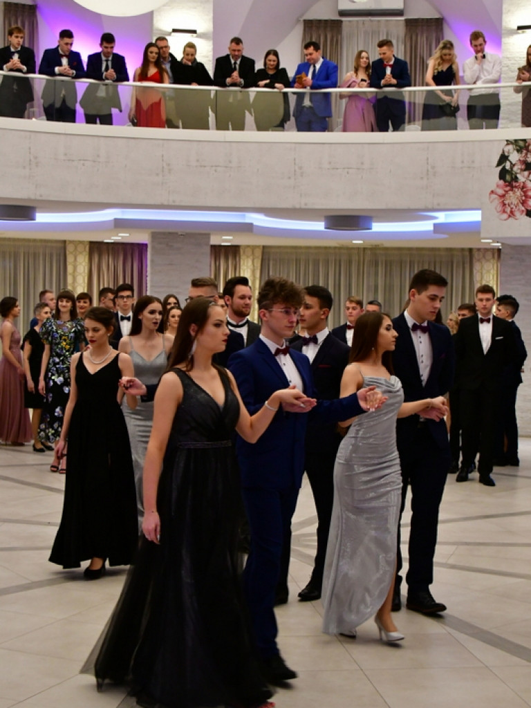 Studniówka I LO im. ONZ (FOTO, VIDEO)