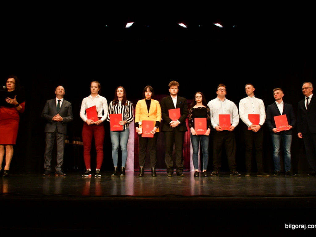 Podsumowanie roku 2019 w sporcie, kulturze i działalności społecznej (FOTO, WYNIKI)