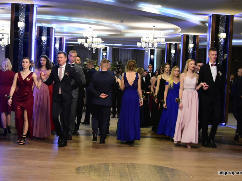 Studniówka uczniów ZSZiO (FOTO, VIDEO)