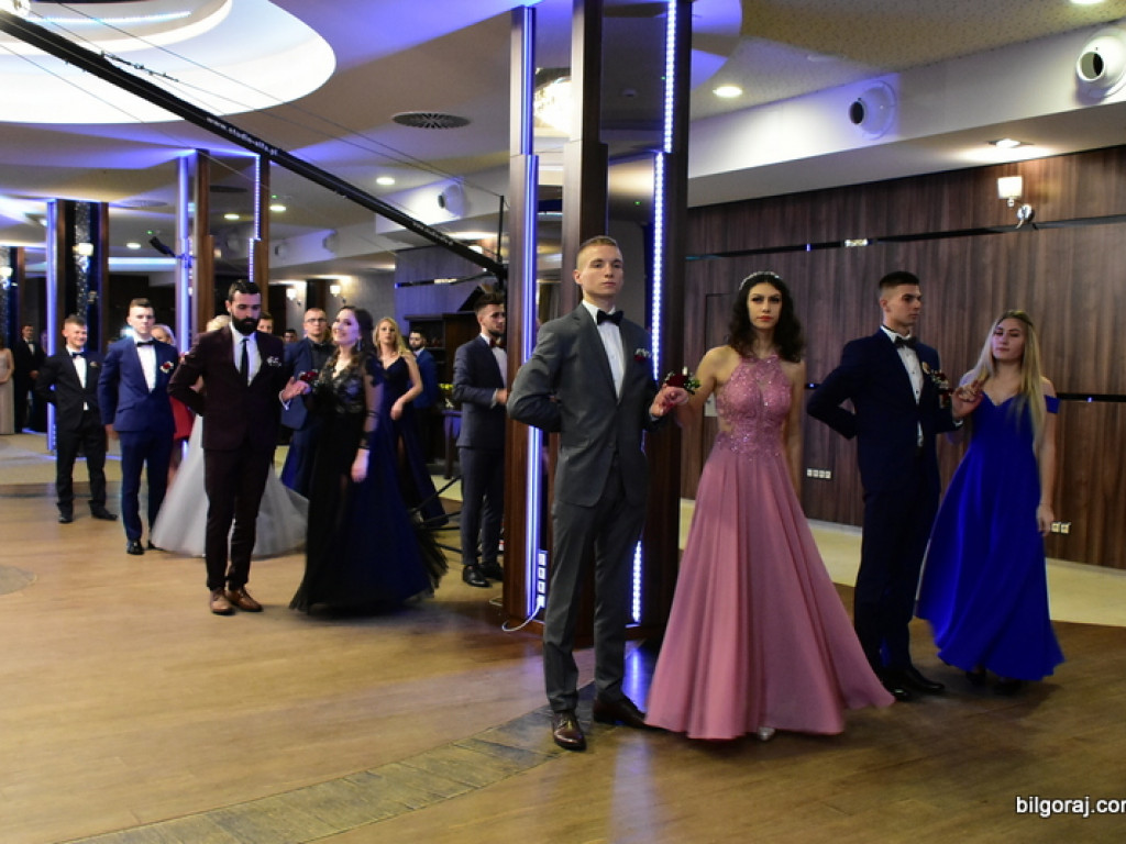 Studniówka uczniów ZSZiO (FOTO, VIDEO)