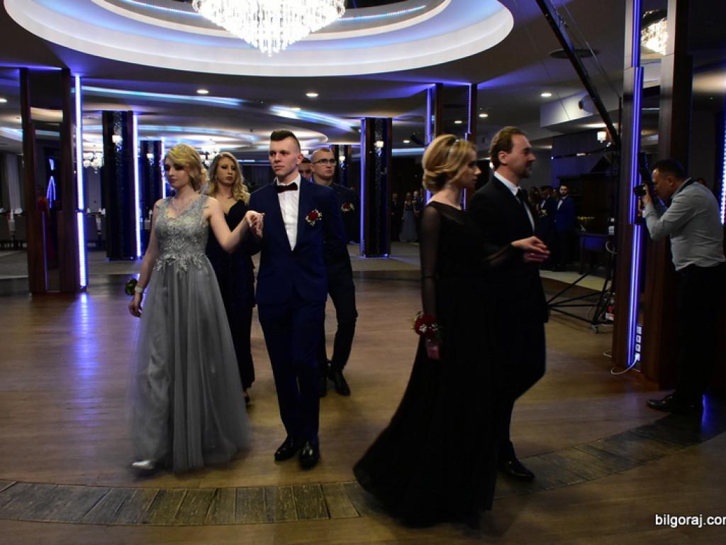 Studniówka uczniów ZSZiO (FOTO, VIDEO)