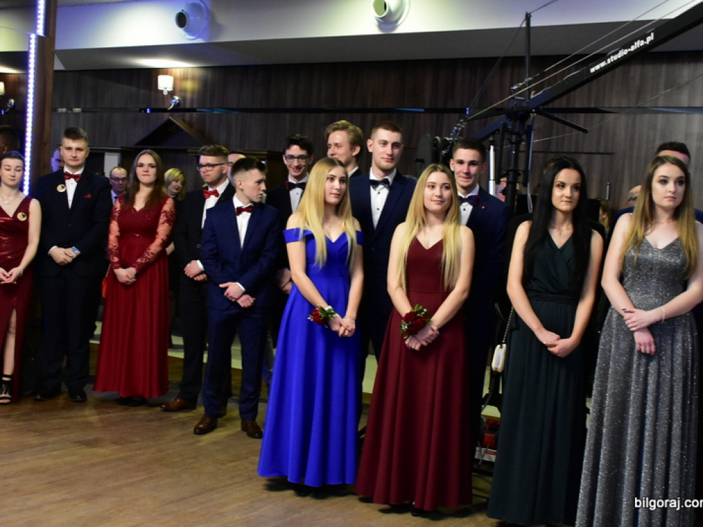 Studniówka uczniów ZSZiO (FOTO, VIDEO)