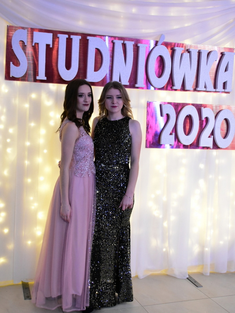 Studniówka uczniów ZSZiO (FOTO, VIDEO)