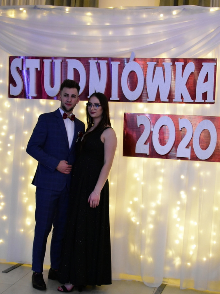 Studniówka uczniów ZSZiO (FOTO, VIDEO)