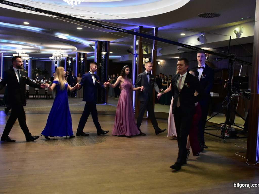 Studniówka uczniów ZSZiO (FOTO, VIDEO)