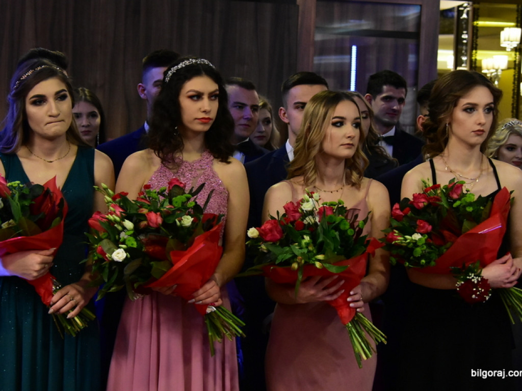 Studniówka uczniów ZSZiO (FOTO, VIDEO)