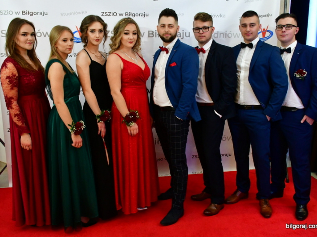Studniówka uczniów ZSZiO (FOTO, VIDEO)