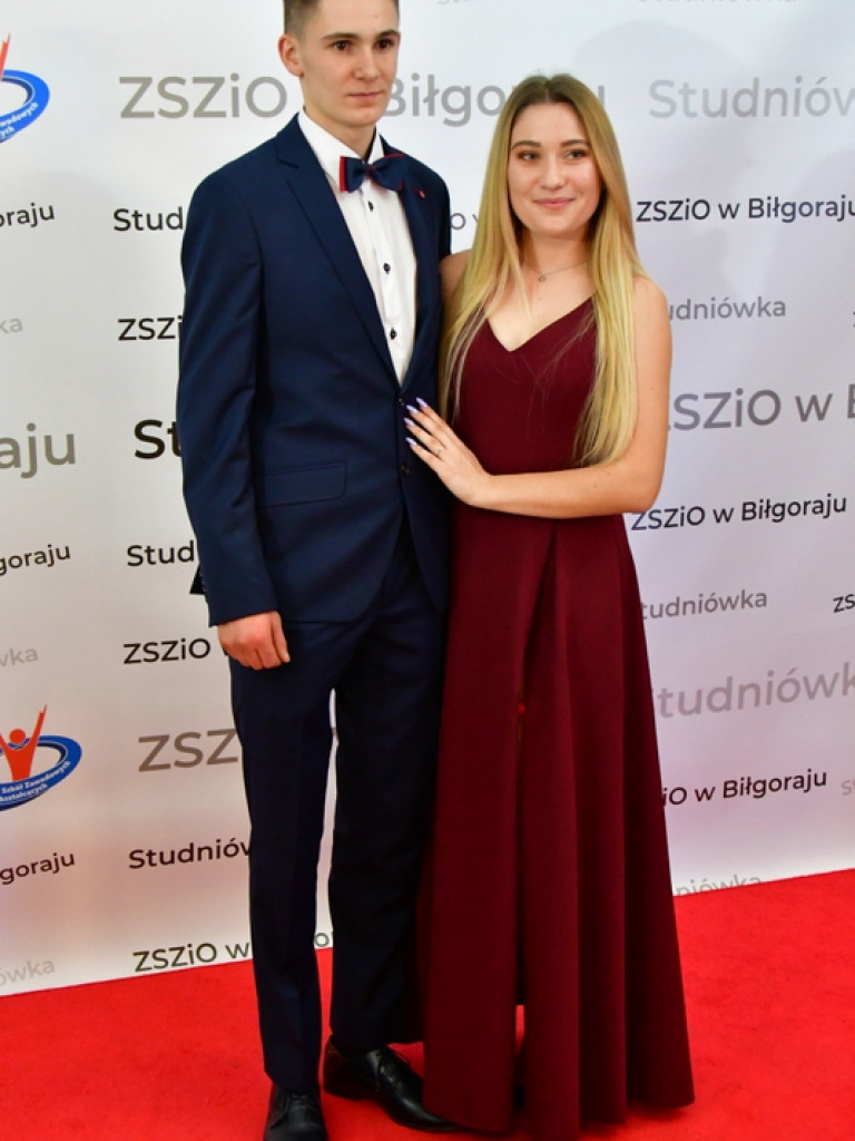 Studniówka uczniów ZSZiO (FOTO, VIDEO)