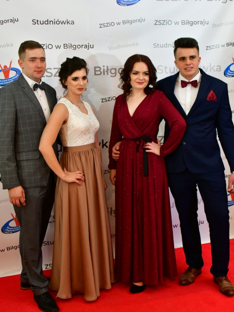 Studniówka uczniów ZSZiO (FOTO, VIDEO)