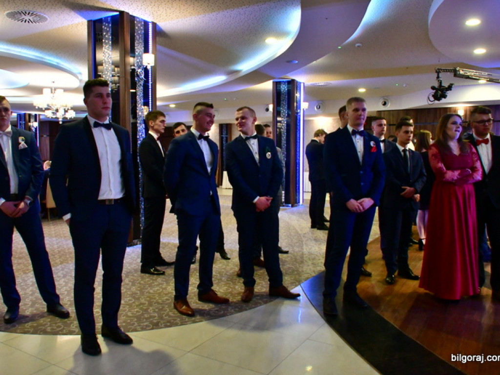 Studniówka uczniów ZSZiO (FOTO, VIDEO)