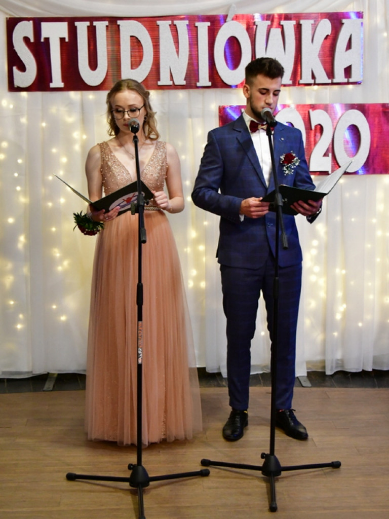 Studniówka uczniów ZSZiO (FOTO, VIDEO)