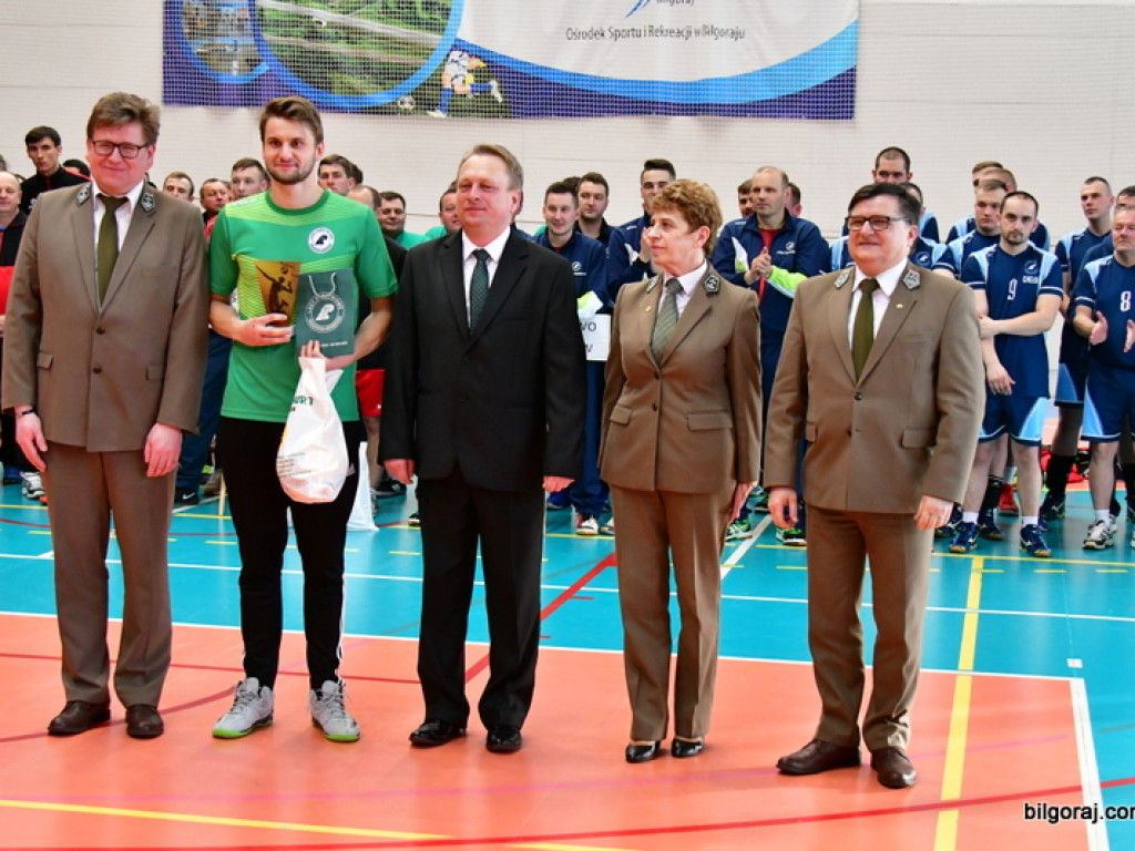 Leśnicy rywalizowali w piłce siatkowej (FOTO, WYNIKI)