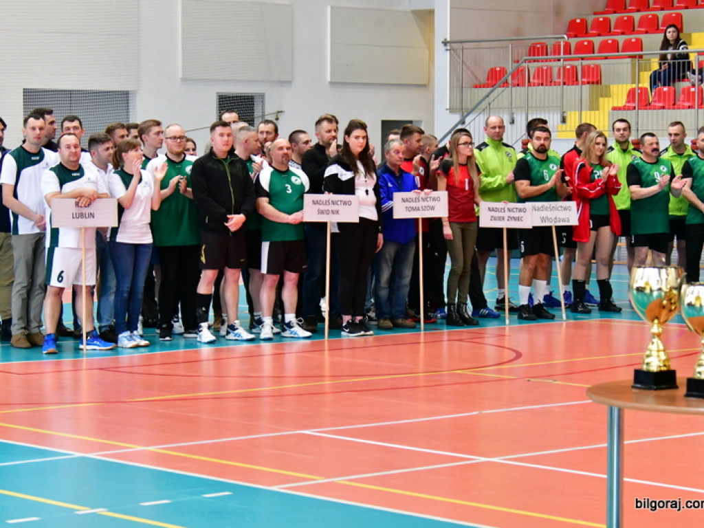 Leśnicy rywalizowali w piłce siatkowej (FOTO, WYNIKI)
