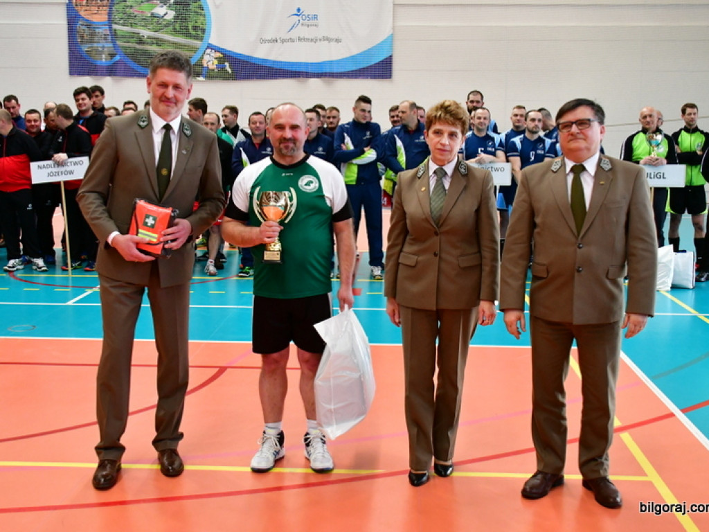 Leśnicy rywalizowali w piłce siatkowej (FOTO, WYNIKI)