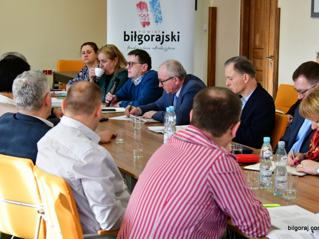 Narada w Starostwie Powiatowym w Biłgoraju. Tematem koronawirus (FOTO)
