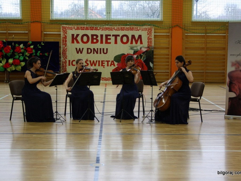 Dzień Kobiet we Frampolu (FOTO)
