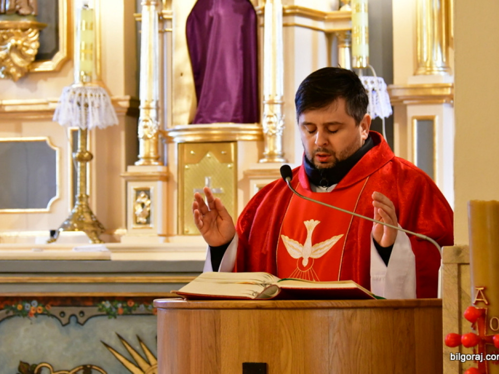 Życie... Wielki Piątek (FOTO)