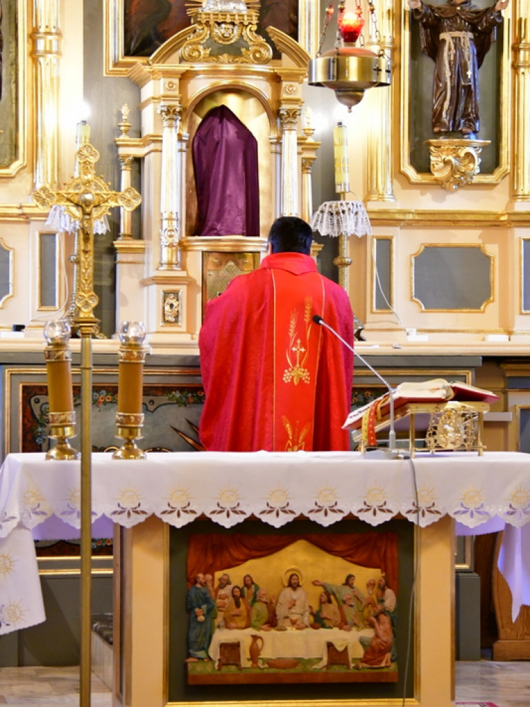 Życie... Wielki Piątek (FOTO)