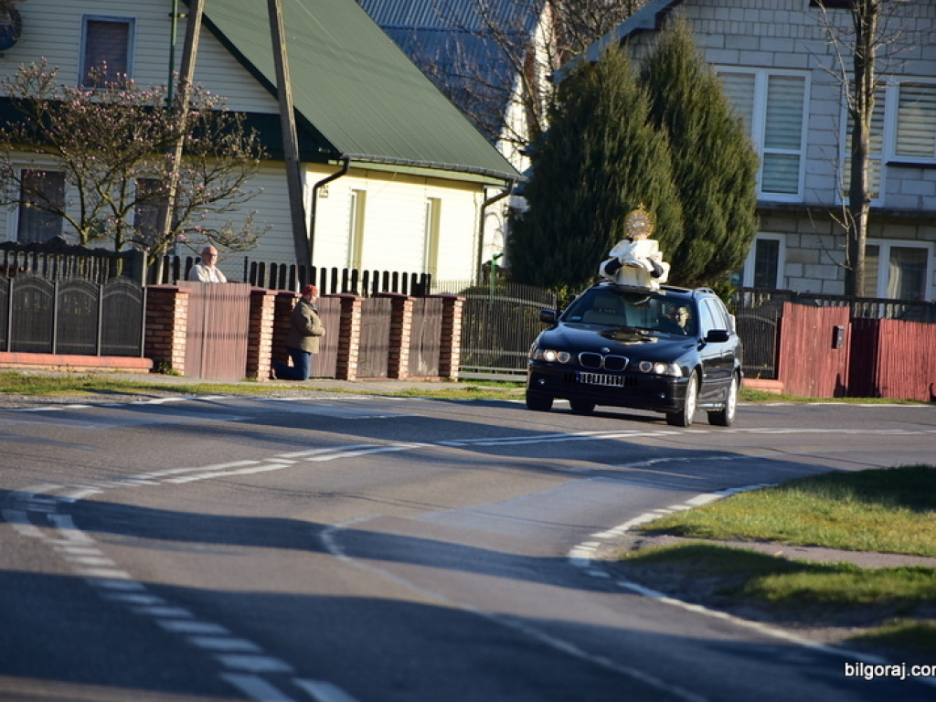 Procesje rezurekcyjne w rejonie biłgorajskim. Zdjęcia z trzech parafii (FOTO)