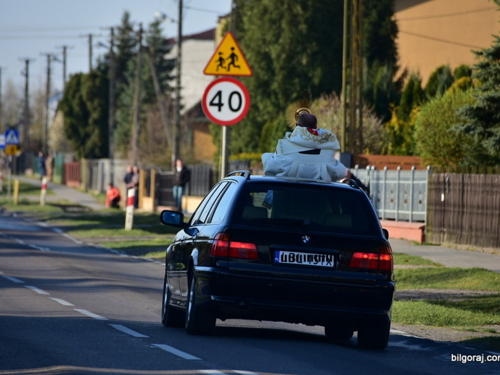 Procesje rezurekcyjne w rejonie biłgorajskim. Zdjęcia z trzech parafii (FOTO)
