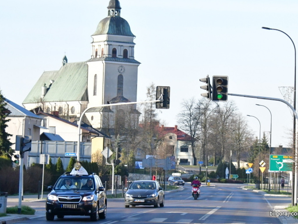 Procesje rezurekcyjne w rejonie biłgorajskim. Zdjęcia z trzech parafii (FOTO)