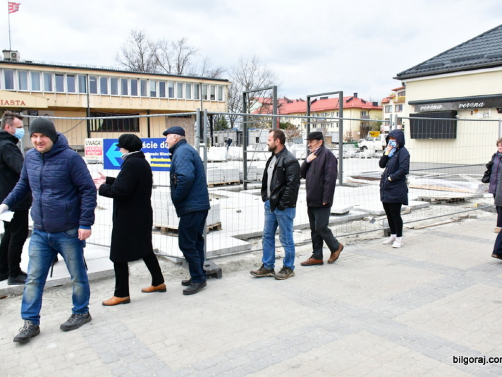 Bezpłatne maseczki dla mieszkańców Biłgoraja (FOTO)