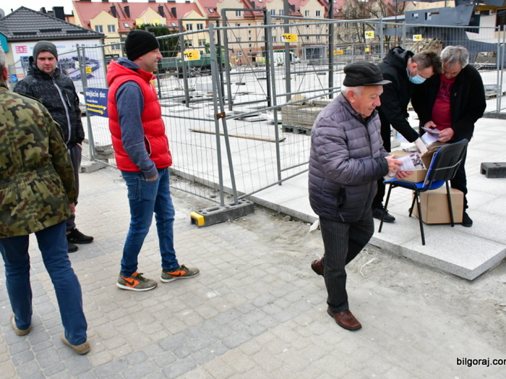 Bezpłatne maseczki dla mieszkańców Biłgoraja (FOTO)