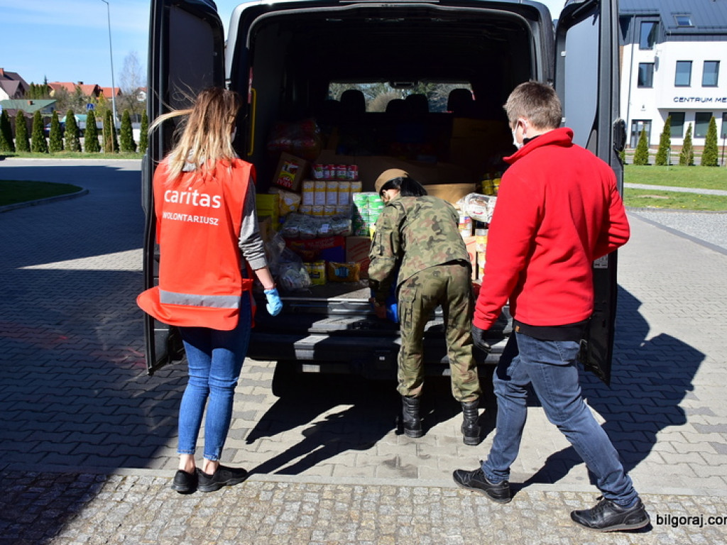 Współpraca WOT i Caritas w rozdysponowaniu darów dla potrzebujących (FOTO, VIDEO)