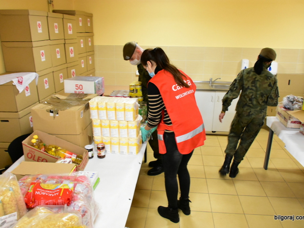 Współpraca WOT i Caritas w rozdysponowaniu darów dla potrzebujących (FOTO, VIDEO)