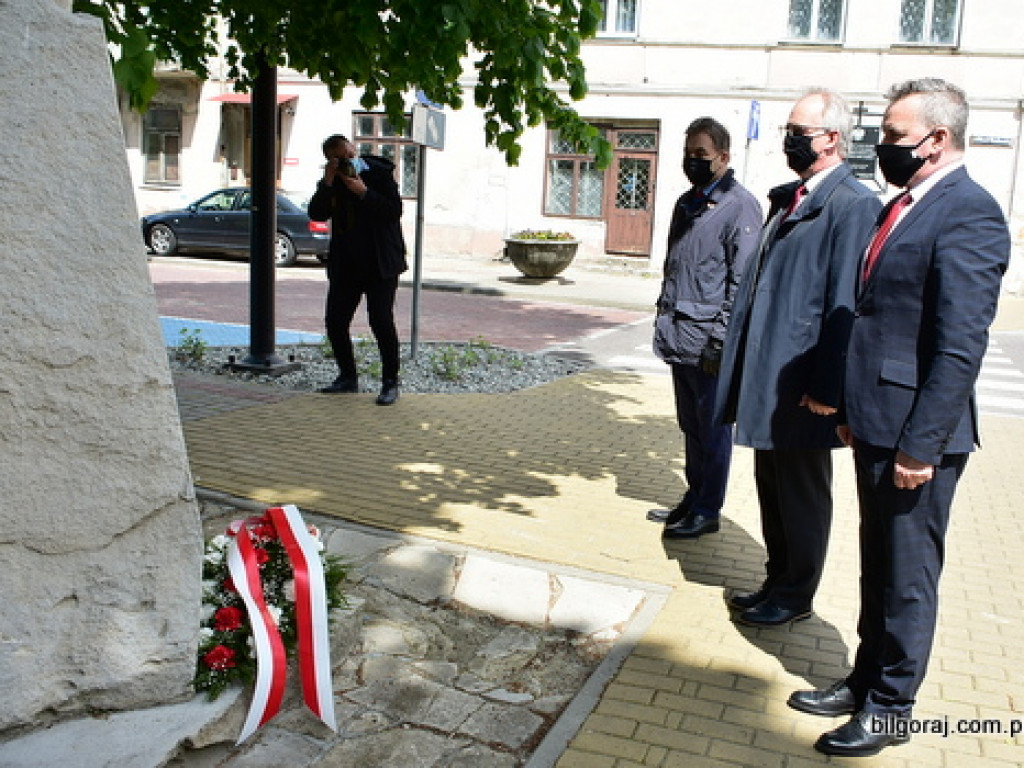 Biłgoraj pamięta. Symboliczne obchody 75. rocznicy zakończenia II wojny światowej (FOTO)