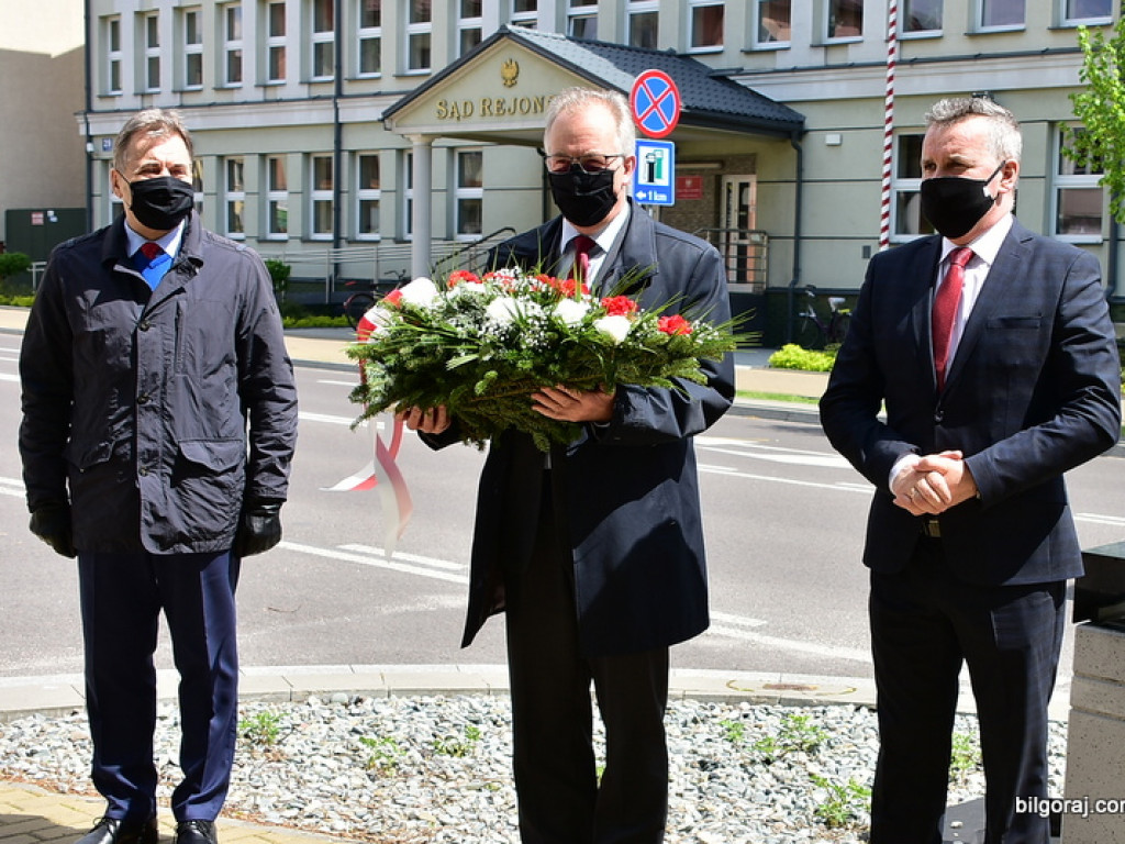 Biłgoraj pamięta. Symboliczne obchody 75. rocznicy zakończenia II wojny światowej (FOTO)