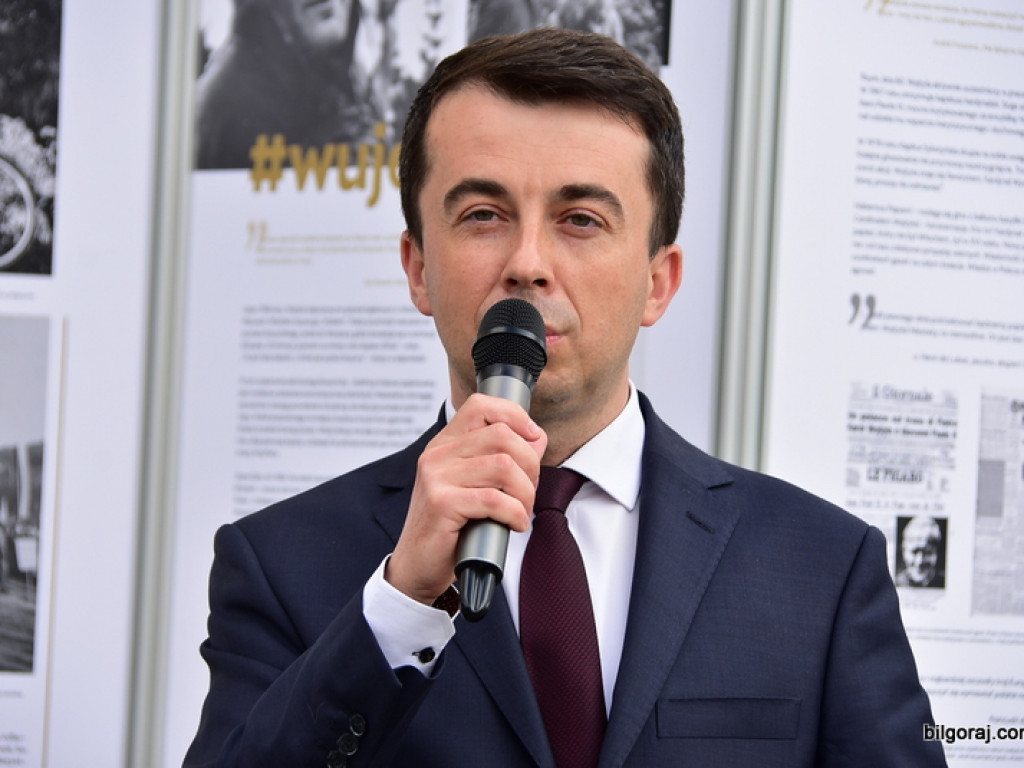 Wystawa na setną rocznicę urodzin Papieża Polaka (FOTO)
