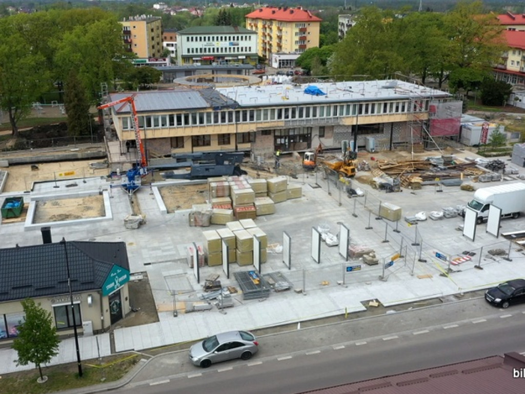 Rewitalizacja Placu Wolności w Biłgoraju. Film i zdjęcia z lotu ptaka (FOTO, VIDEO)