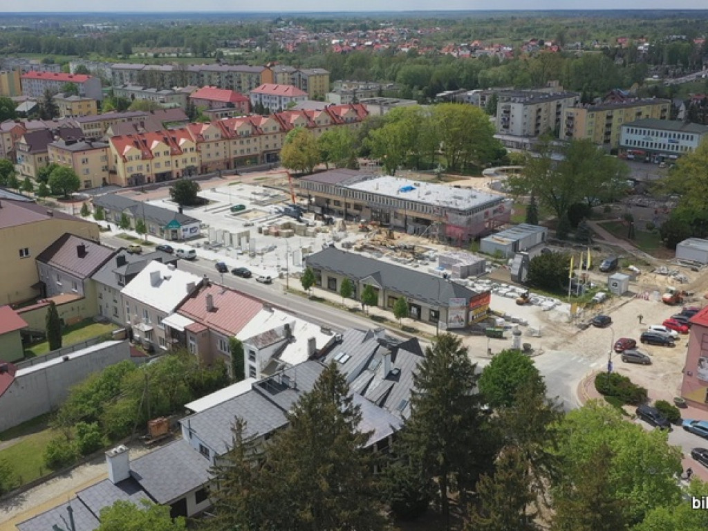 Rewitalizacja Placu Wolności w Biłgoraju. Film i zdjęcia z lotu ptaka (FOTO, VIDEO)