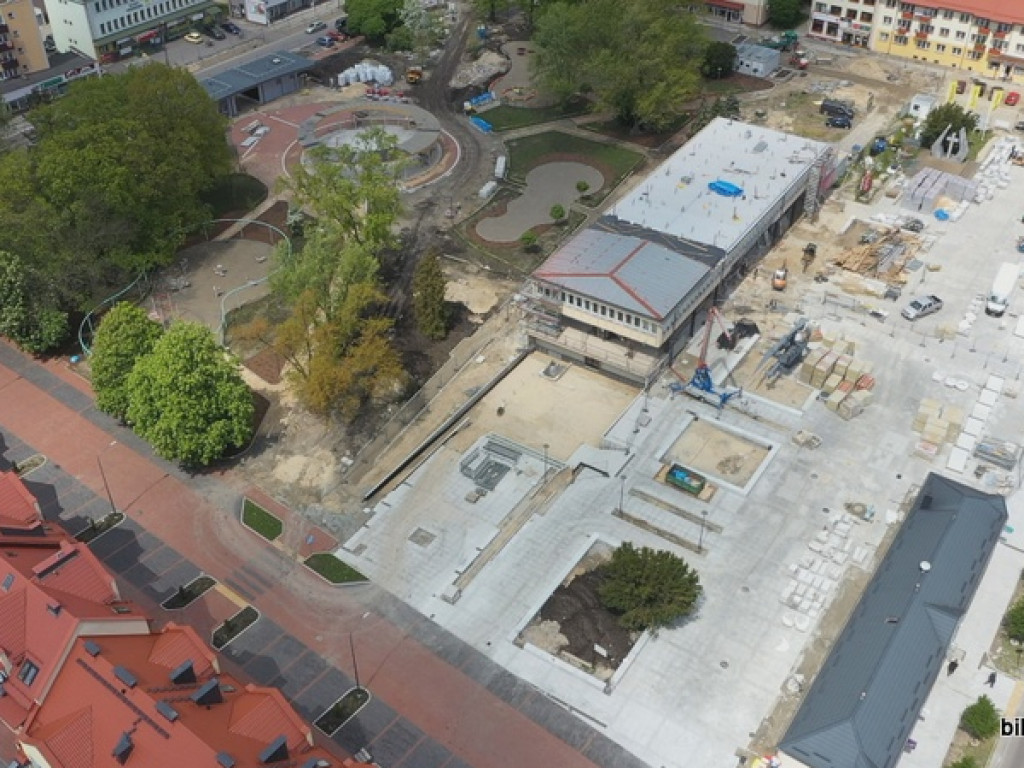 Rewitalizacja Placu Wolności w Biłgoraju. Film i zdjęcia z lotu ptaka (FOTO, VIDEO)