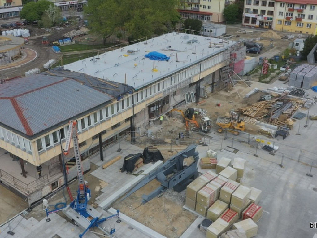 Rewitalizacja Placu Wolności w Biłgoraju. Film i zdjęcia z lotu ptaka (FOTO, VIDEO)